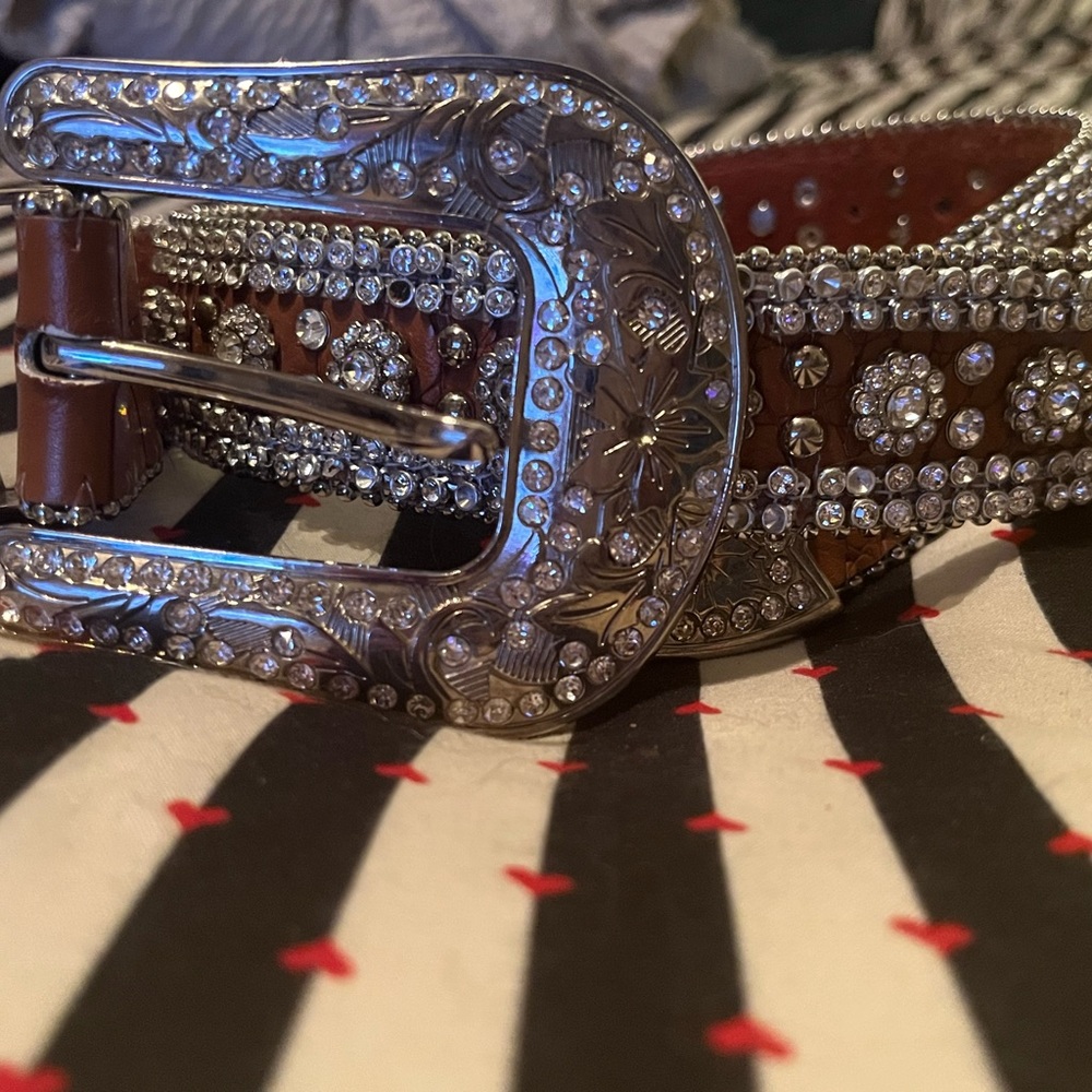 Leather sparkle belt sz large